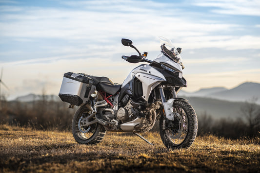 Ducati Multistrada V4: The support smartphone that you need!