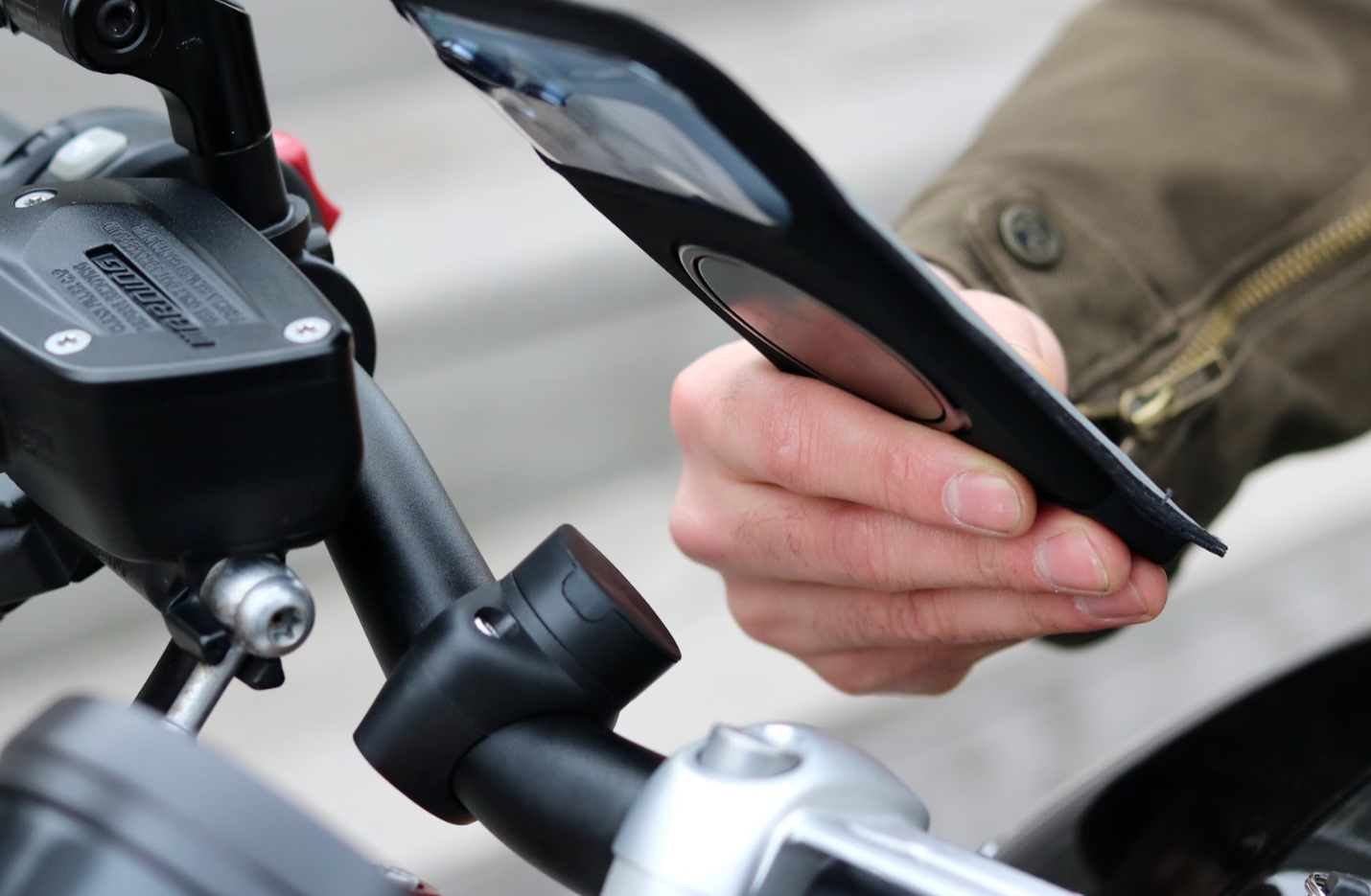 mount from smartphone for motorcycle PRO Shapeheart