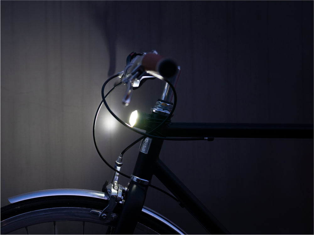 Mini lumière magnétique avant