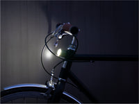 Mini lumière magnétique avant