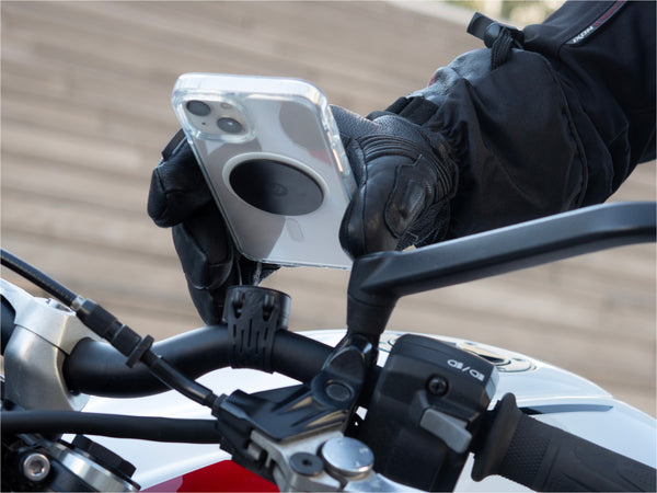 Support téléphone moto avec plaque métal